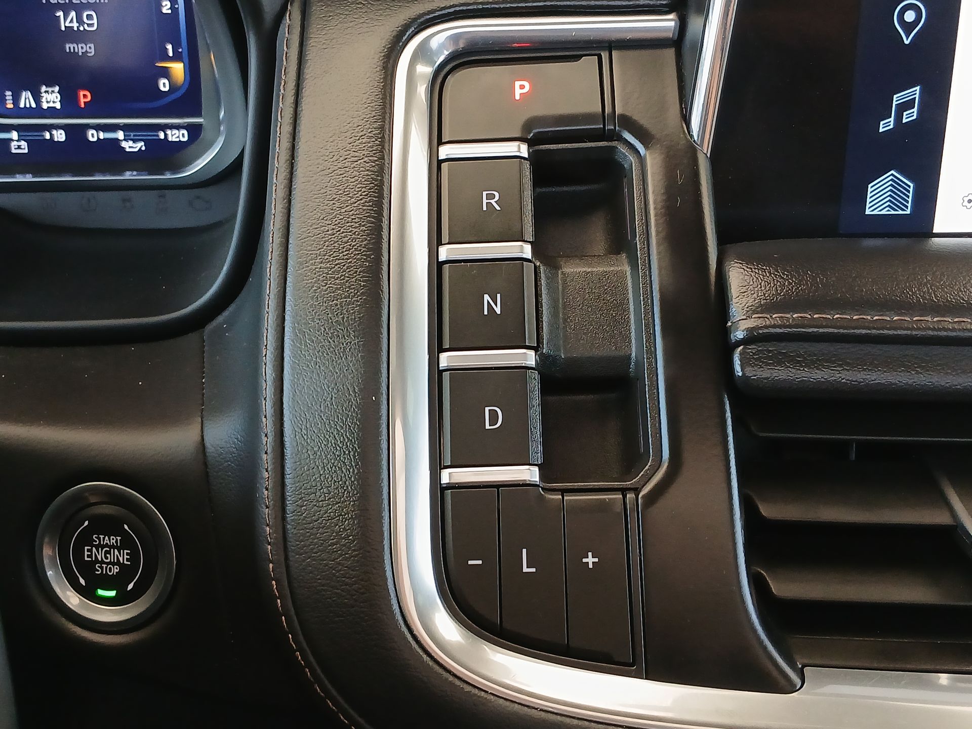 2024 Chevrolet Tahoe High Country photo 16