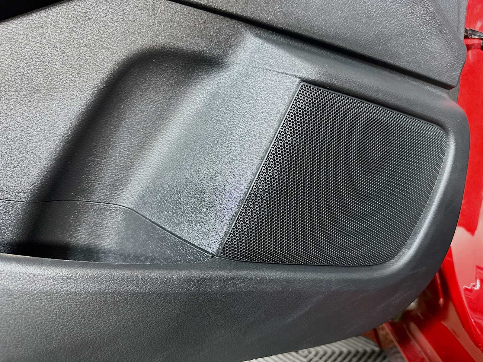 2020 Nissan Sentra SV photo 16