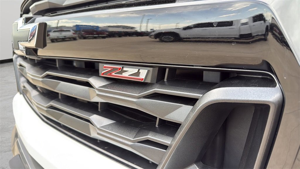 2026 Chevrolet Colorado Z71 photo 15