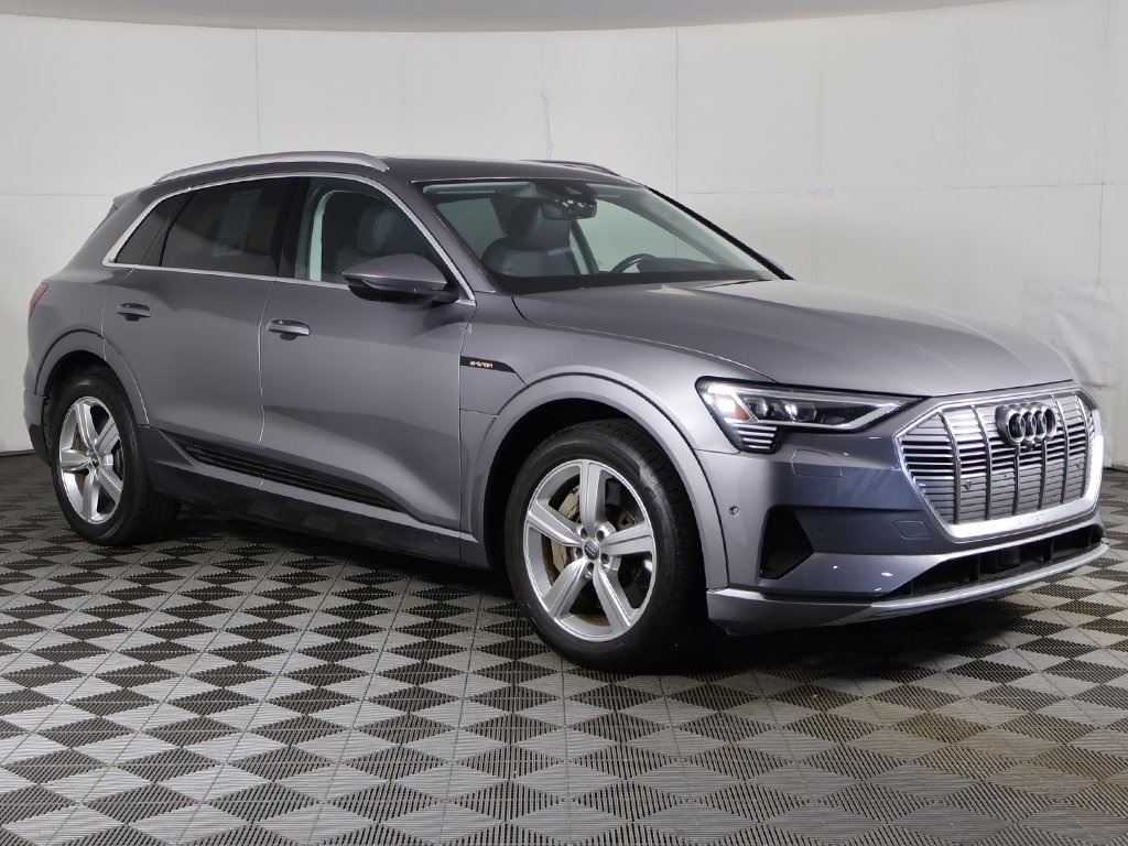 Used 2019 Audi e-tron Prestige with VIN WA1VABGE6KB017211 for sale in Bedford, OH
