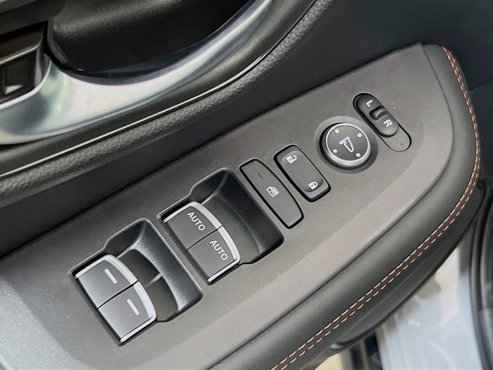 2026 Honda HR-V Sport photo 11