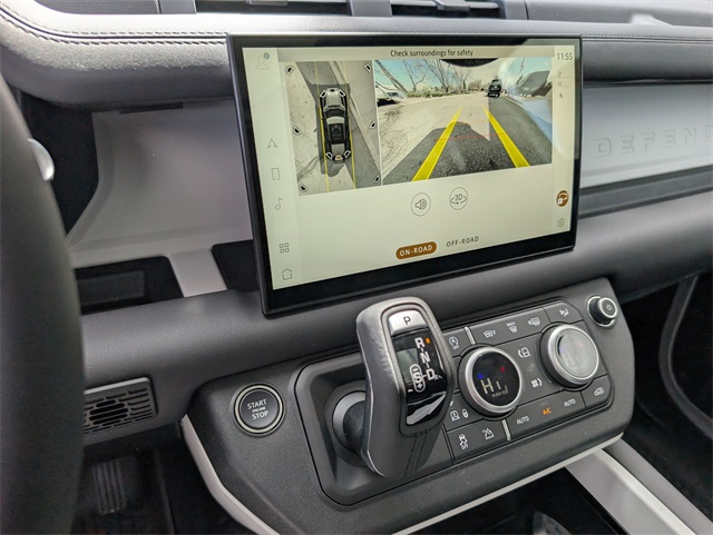 2025 Land Rover Defender 110 S photo 11