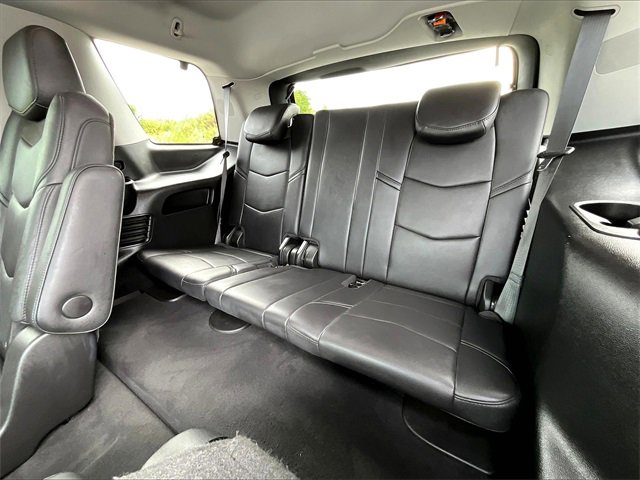 2019 Cadillac Escalade Luxury photo 15