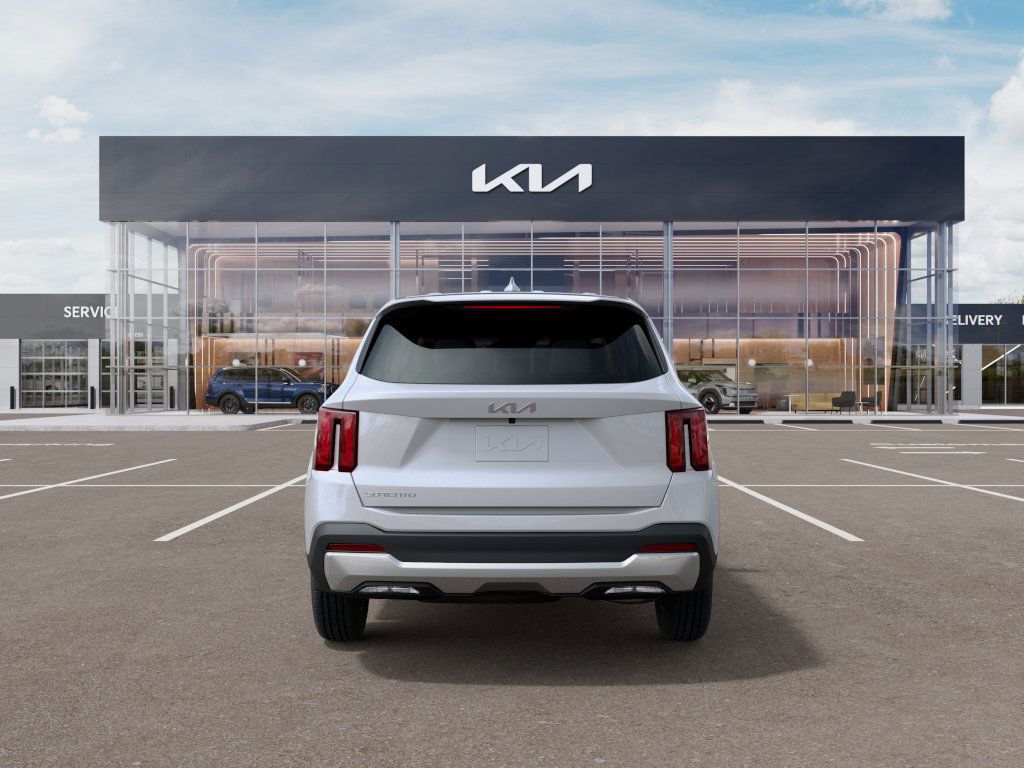 2025 Kia Sorento LX photo 5