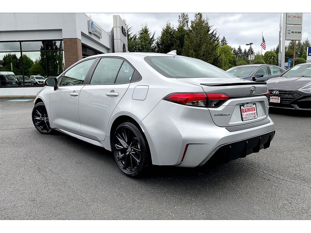 2023 Toyota Corolla XSE photo 2