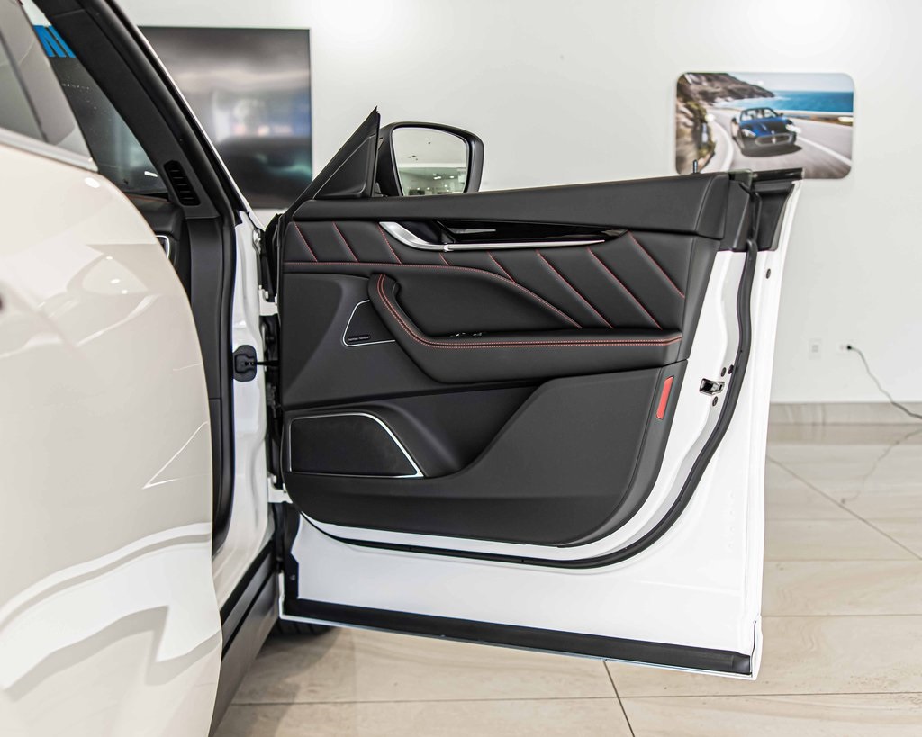 2024 MASERATI LEVANTE - Image 44