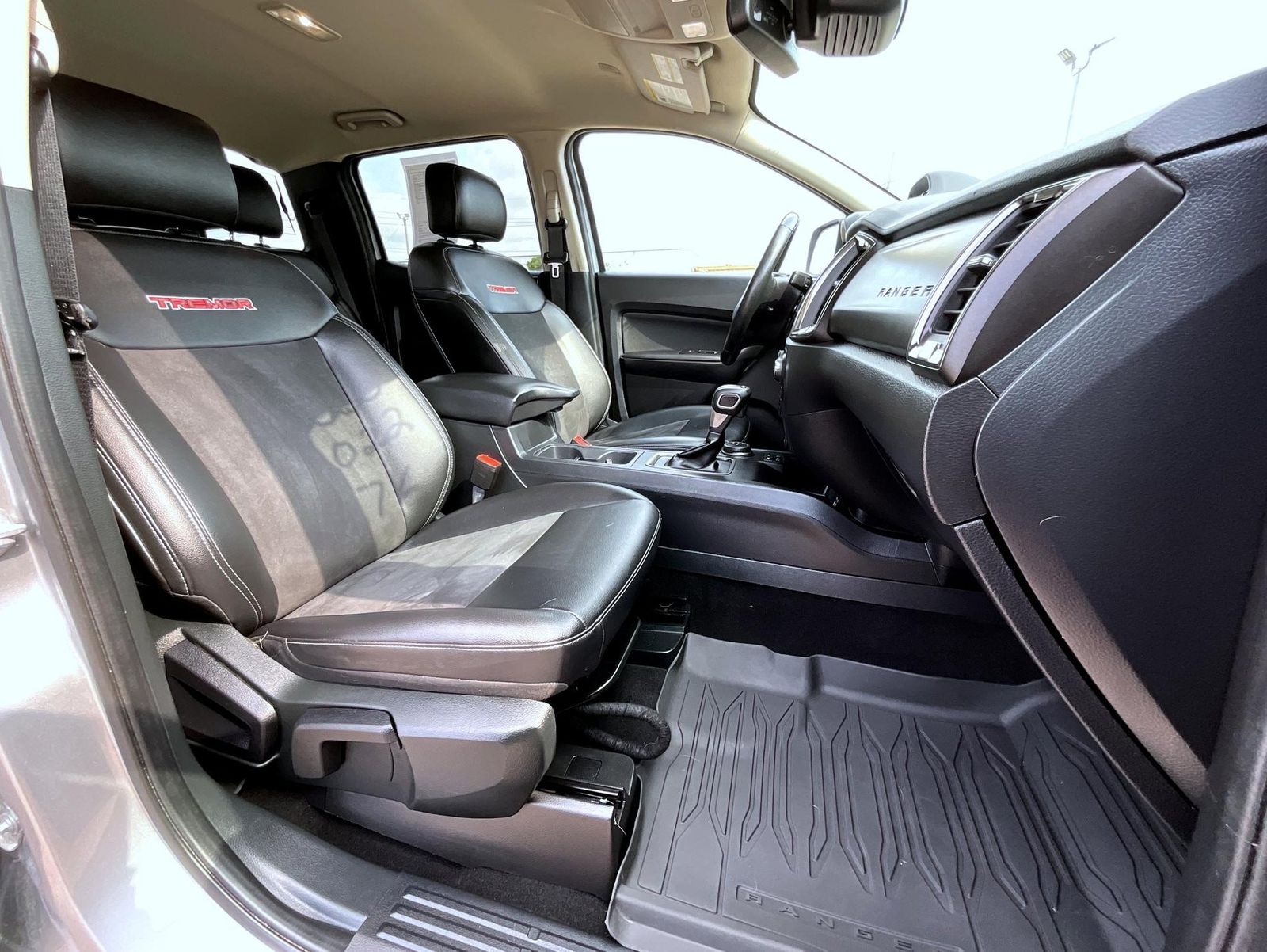 2022 Ford Ranger XLT photo 16