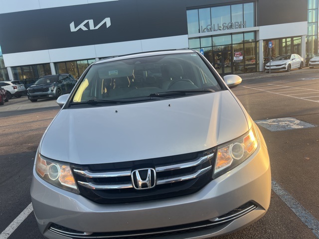2015 Honda Odyssey EX-L photo 2