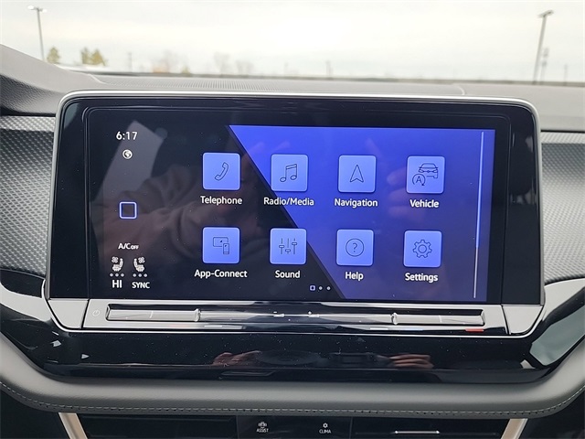 2025 Volkswagen Atlas Cross Sport SEL R-Line photo 17