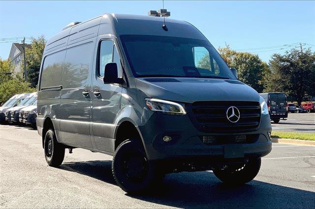 2025 Mercedes-Benz Sprinter Cargo Van Base's photo