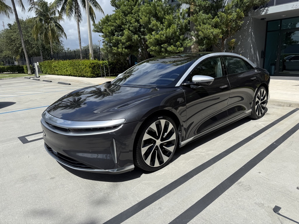 2023 Lucid Air Grand Touring photo 3