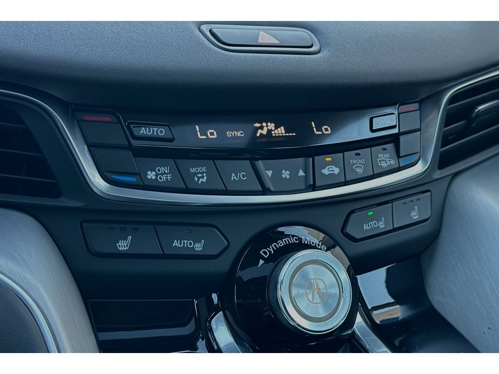 2025 Acura TLX Technology photo 15