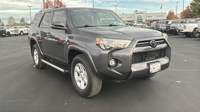 2022 Toyota 4Runner SR5 Premium's photo
