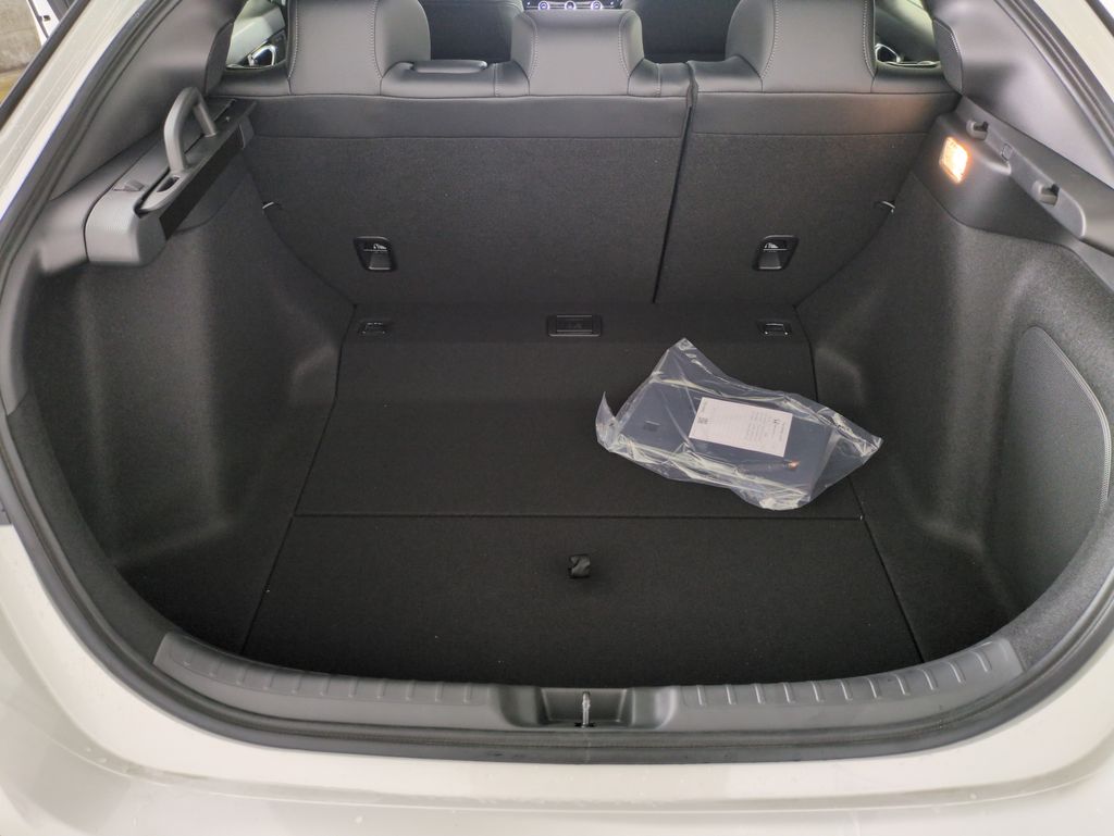 2025 Honda Civic Hatchback Hybrid Sport Touring photo 16