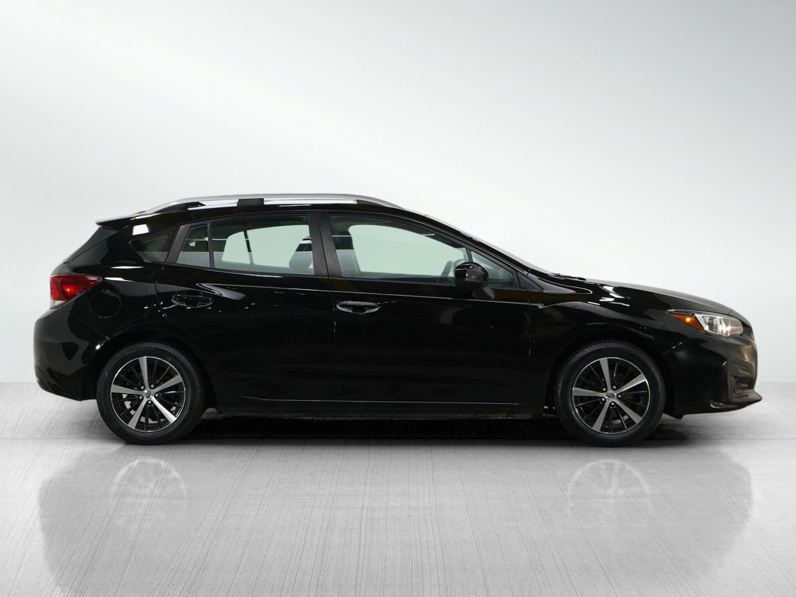 2019 Subaru Impreza 2.0i Premium photo 6