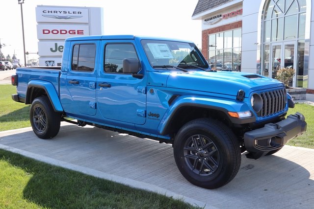 2025 Jeep Gladiator Sport S photo 2