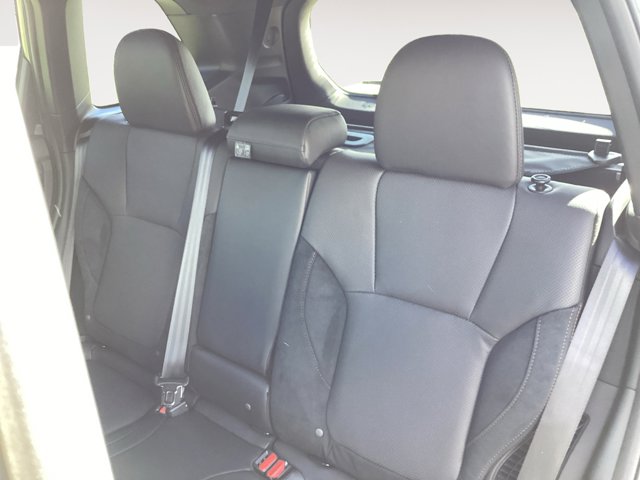 2025 Subaru Forester Touring photo 13