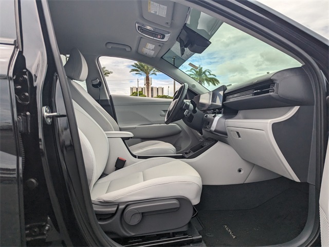 2024 Hyundai Kona SEL photo 10