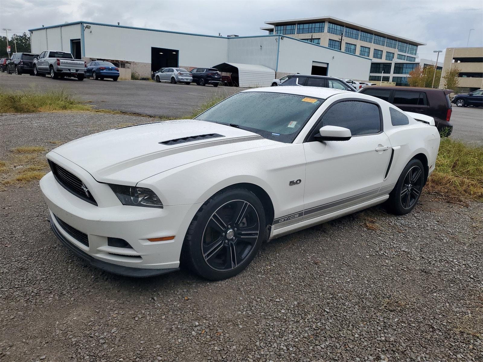 2013 Ford Mustang GT Premium photo 2