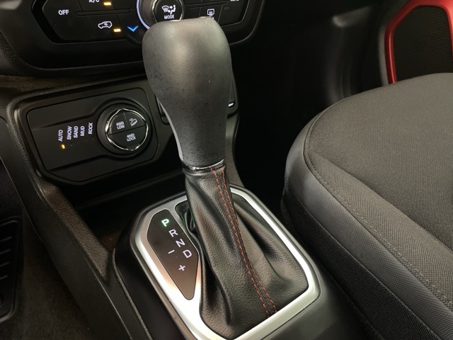 2023 Jeep Renegade Trailhawk photo 32