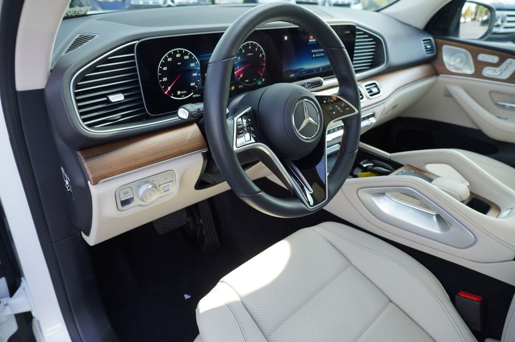 2025 Mercedes Benz GLE 350 4MATIC photo 17