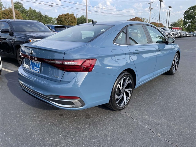 2025 Volkswagen Jetta 1.5T SEL photo 6