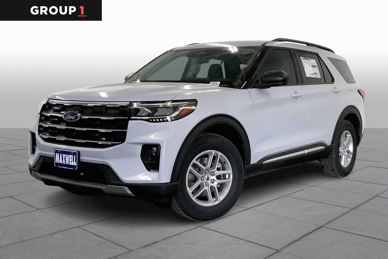2025 Ford Explorer Active's photo