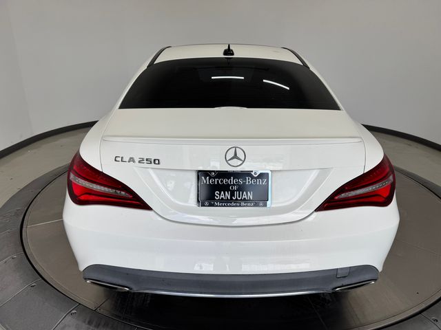 2017 Mercedes Benz CLA 250 photo 11