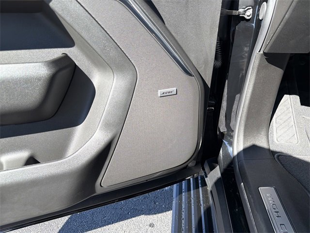 2026 Chevrolet Suburban High Country photo 19