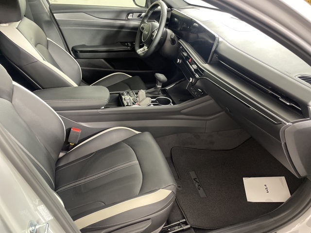 2026 Kia K5 GT-Line photo 42