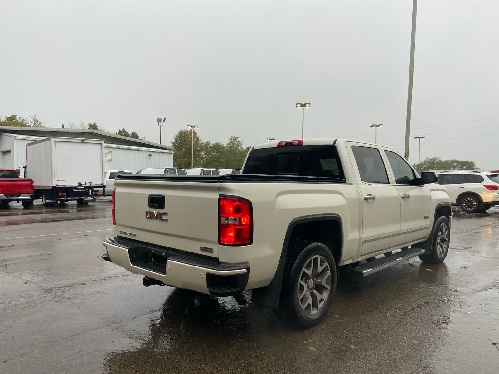 2015 Gmc Sierra 1500 SLT photo 2