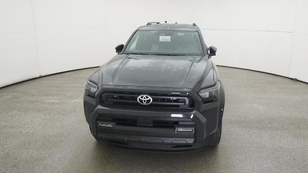 2025 Toyota 4Runner SR5 photo 2