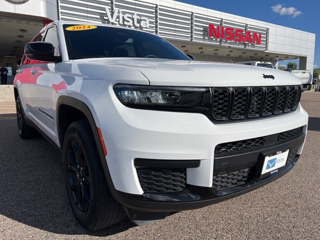 2024 Jeep Grand Cherokee Altitude photo 39