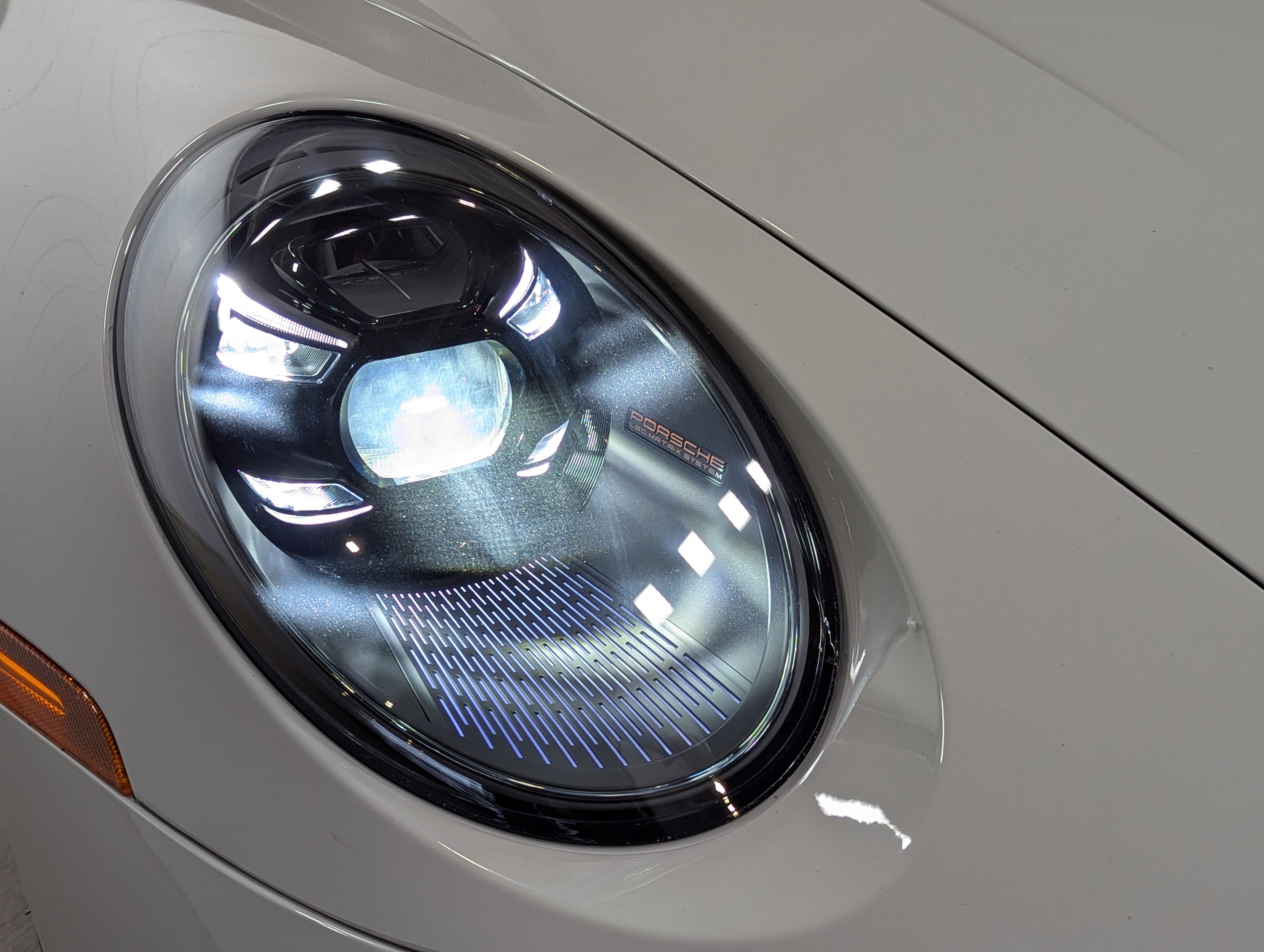 2024 Porsche 911 Turbo S photo 4