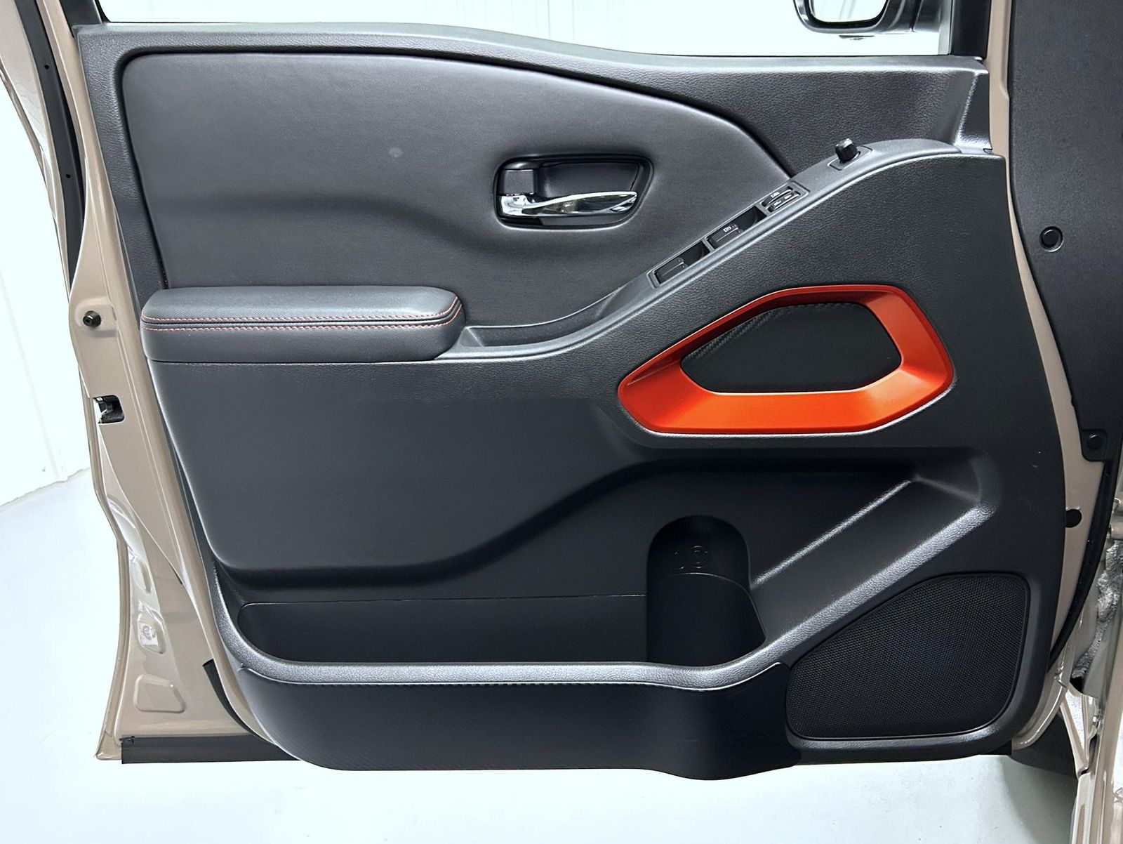 2023 Nissan Frontier PRO-4X photo 9