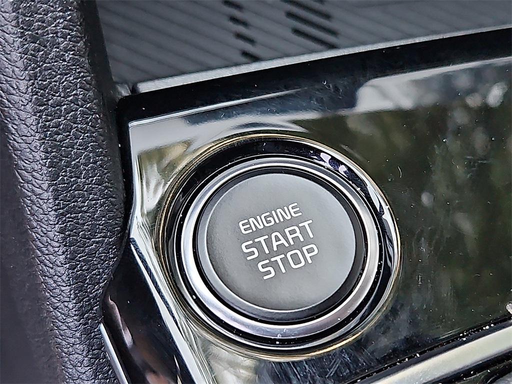 2025 Kia Sportage EX photo 24