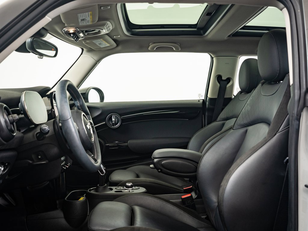 2024 Mini Cooper Hardtop S photo 16