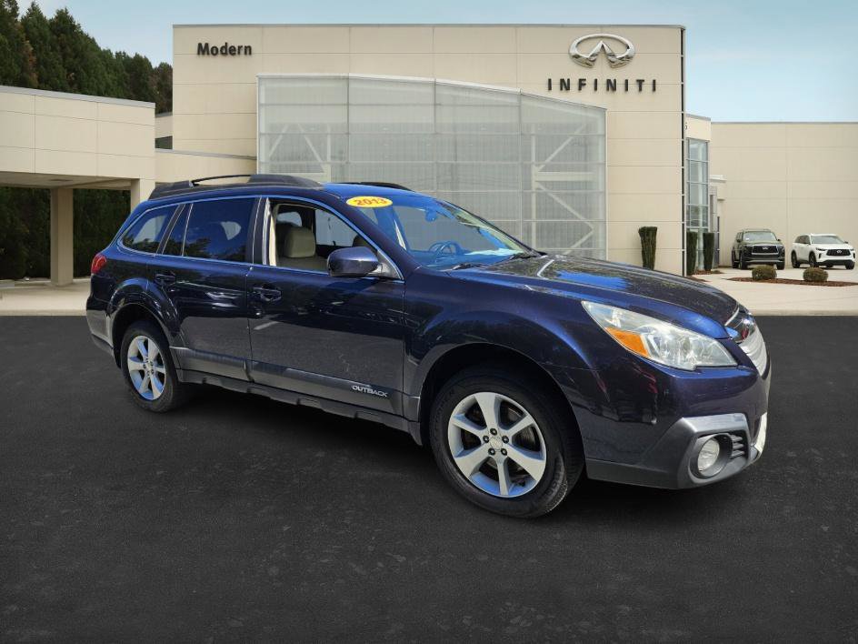 2013 Subaru Outback 3.6R Limited photo 2