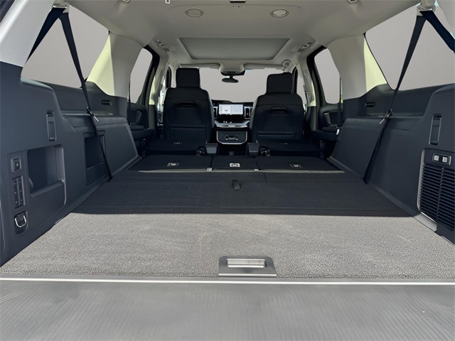 2025 Ford Expedition MAX XLT photo 36