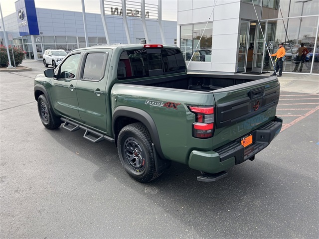 2025 Nissan Frontier PRO-4X photo 7