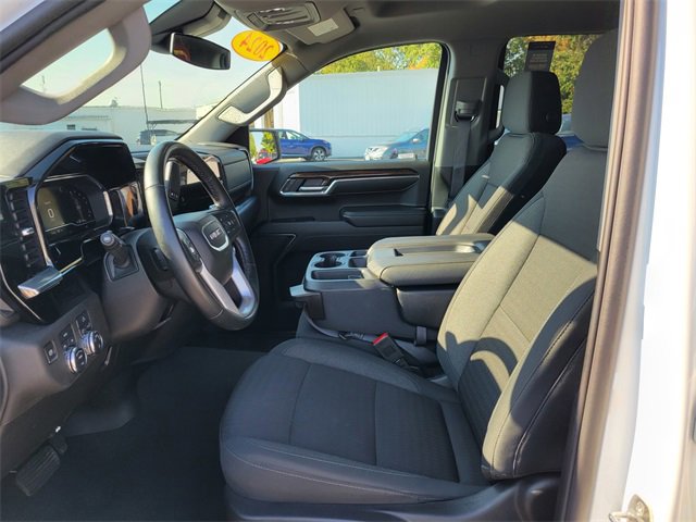 2024 Gmc Sierra 1500 SLE photo 12
