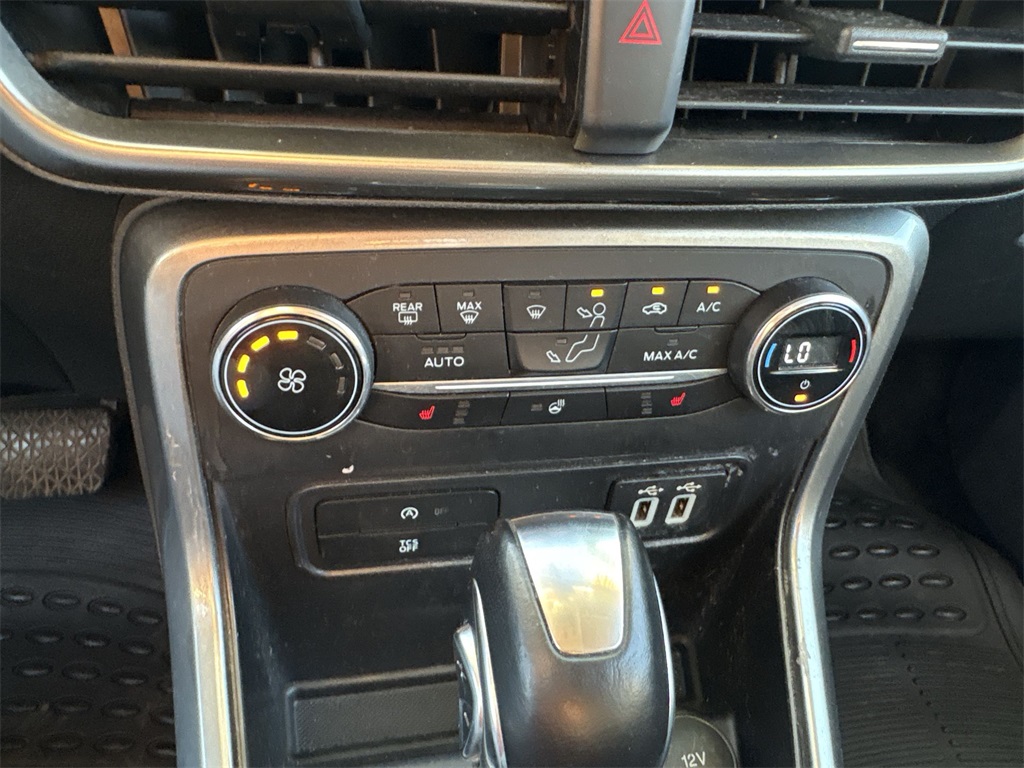 2018 Ford EcoSport SE photo 14