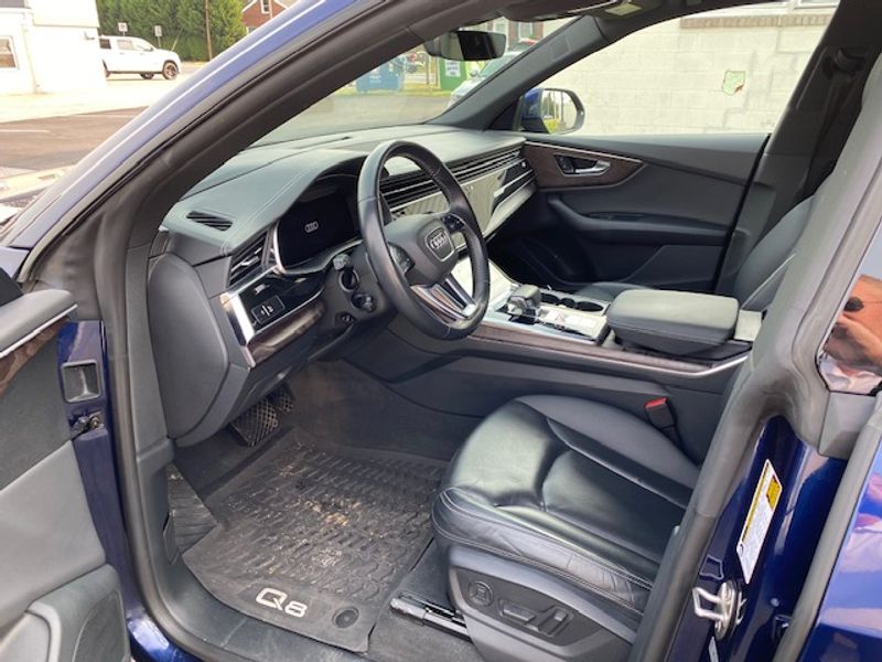 2019 Audi Q8 line Prestige photo 3