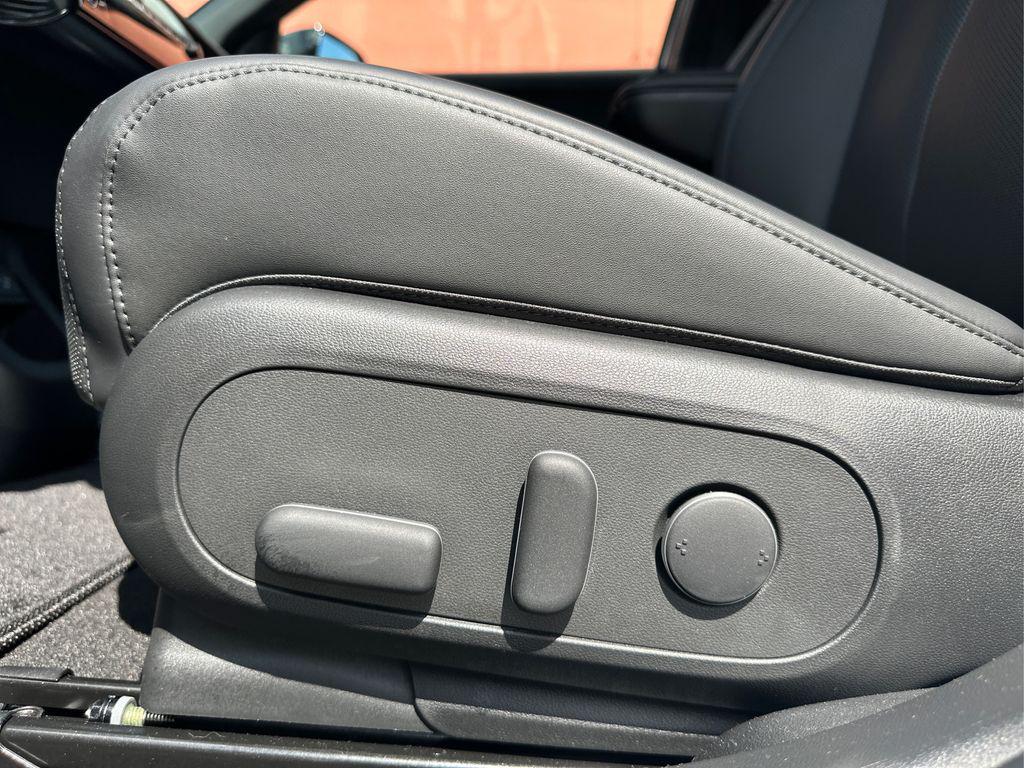 2025 Hyundai Ioniq 5 photo 18