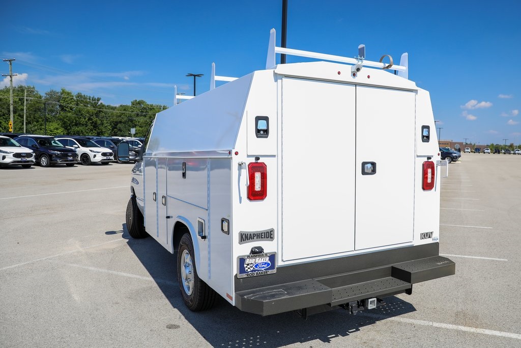 2025 Ford E-350 photo 24