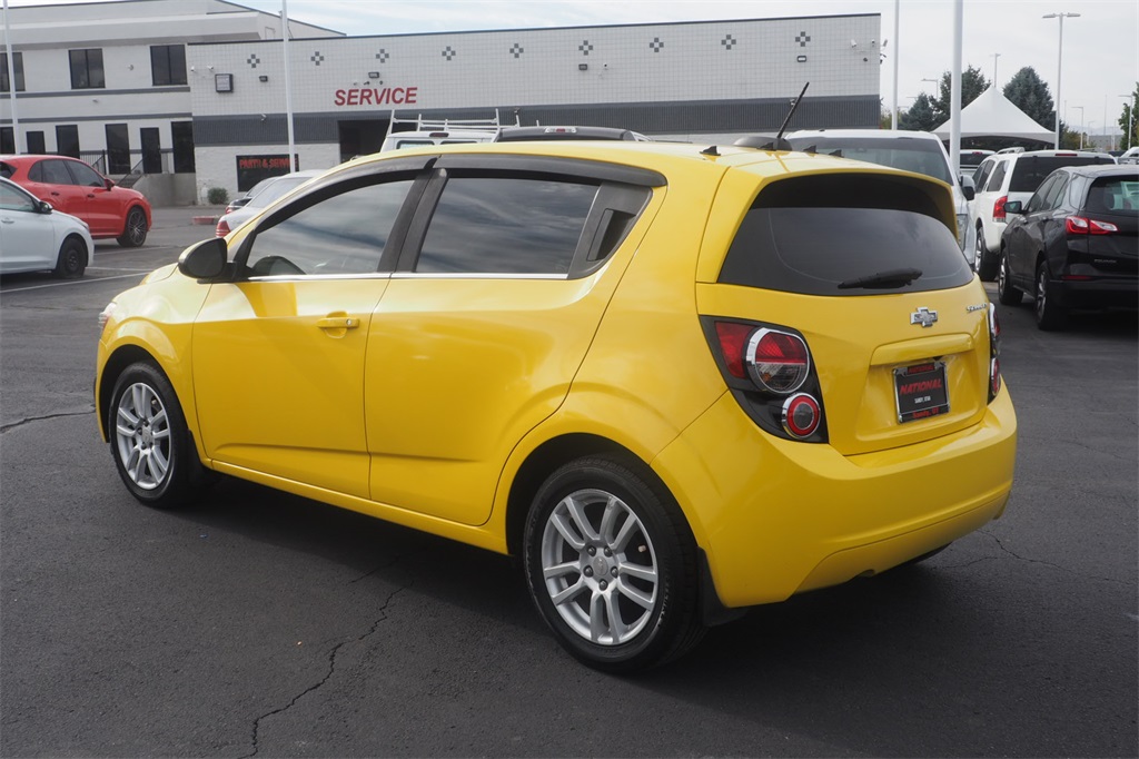 2016 Chevrolet Sonic LT photo 7