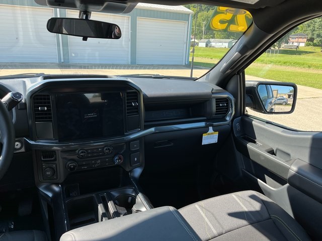 2025 Ford F-150 STX photo 22