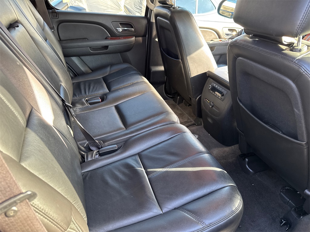 2012 Chevrolet Tahoe LT photo 9