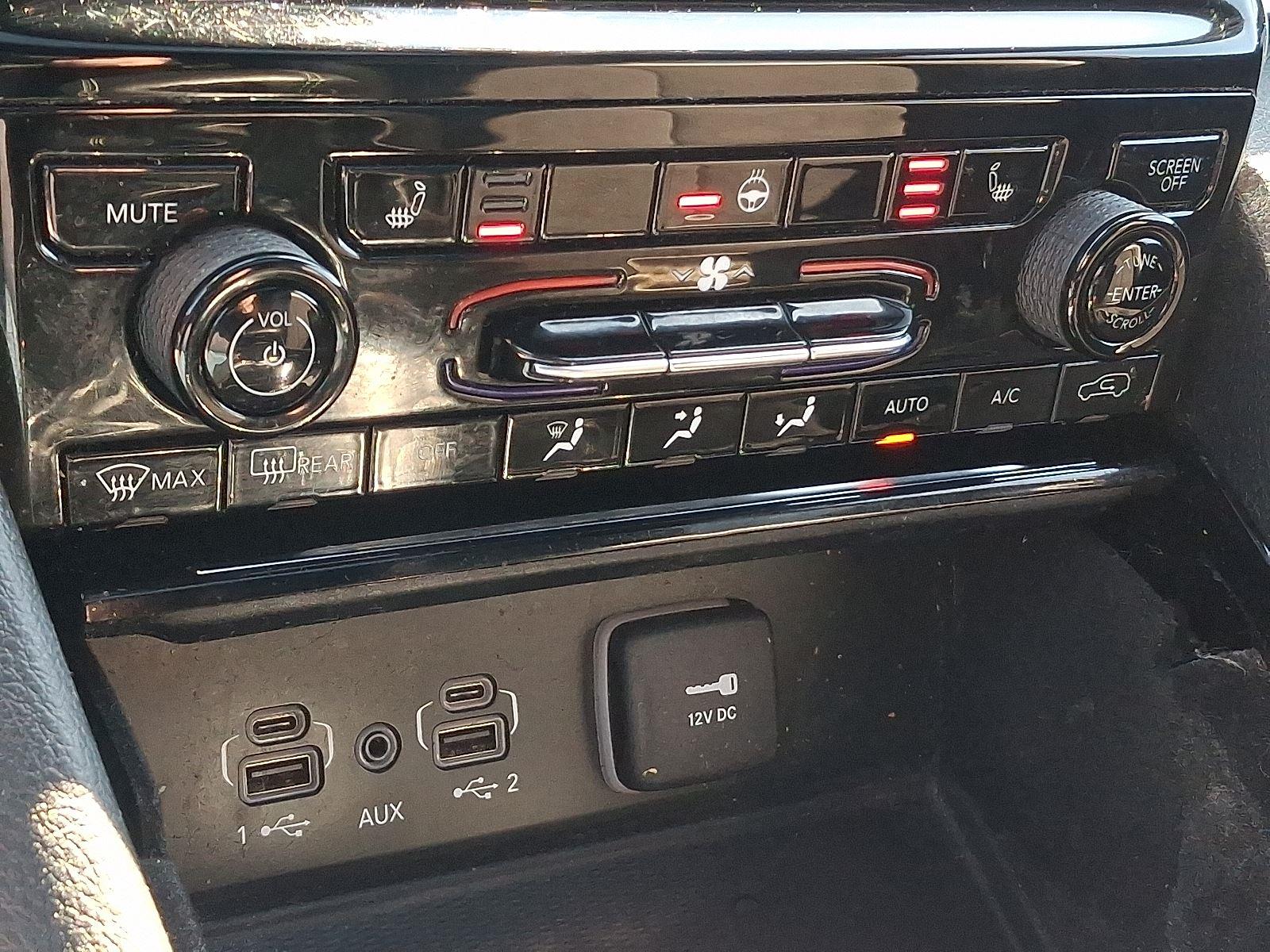 2023 Jeep Grand Cherokee Altitude photo 17