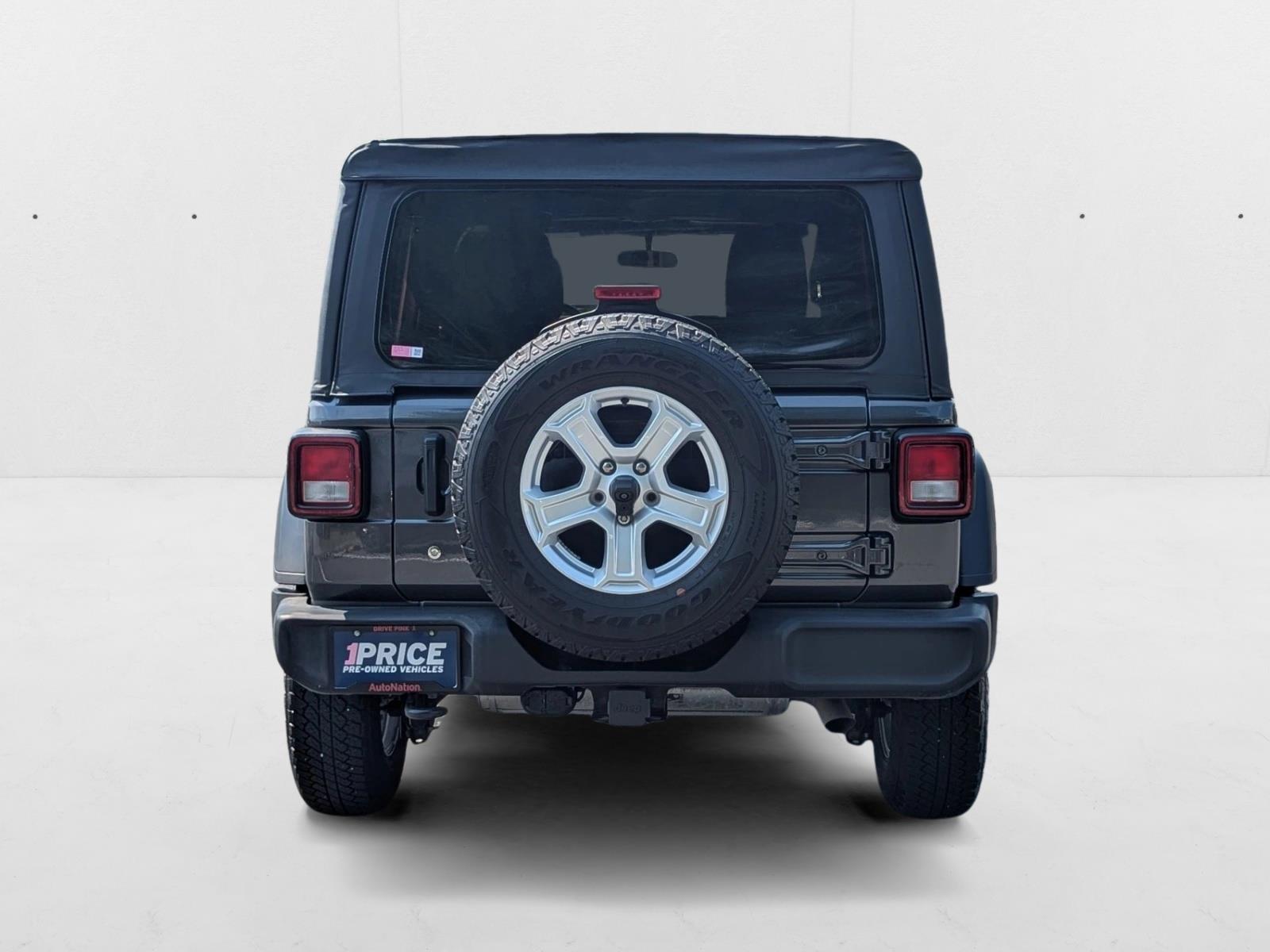 2018 Jeep Wrangler Unlimited Sport S photo 4